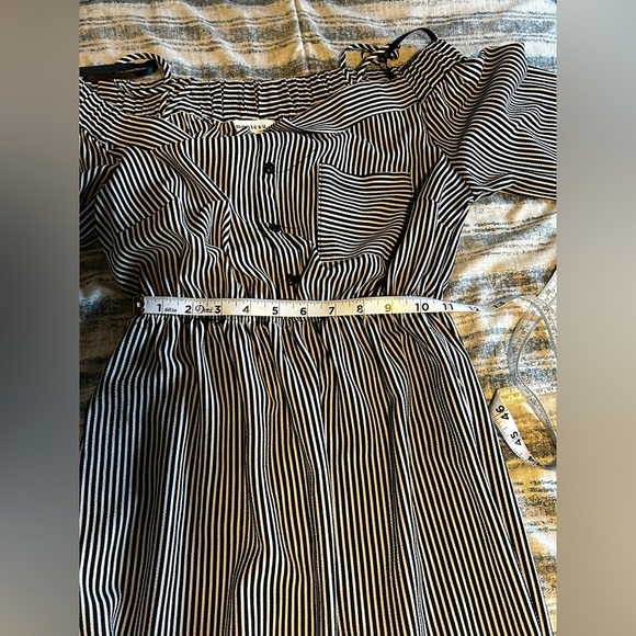 08-Monteau Striped Long Sleeve Dress with Tie Accents - Picture 8 of 10